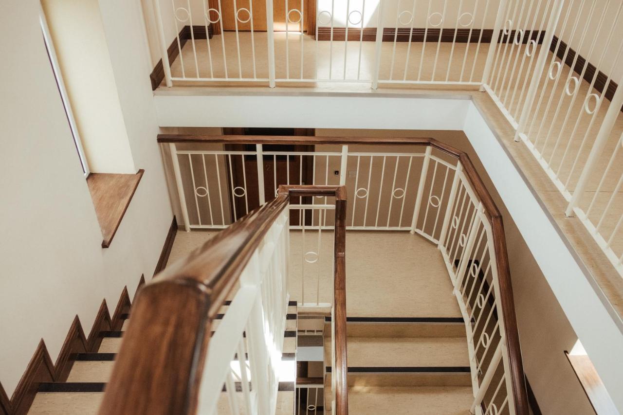 Atlantic Hotel Лехинч Екстериор снимка